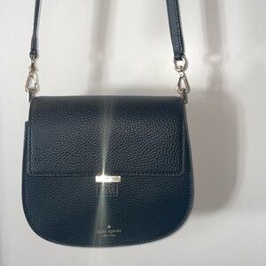 Kate Spade ♠️ Leather Cross-Body Classic!